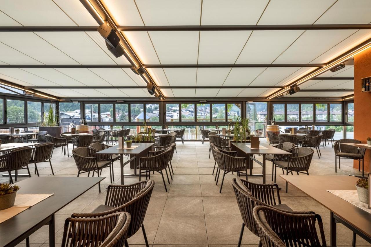 Hotel Hubertus ザンクト・ヨーハン・イム・ポンガウ エクステリア 写真